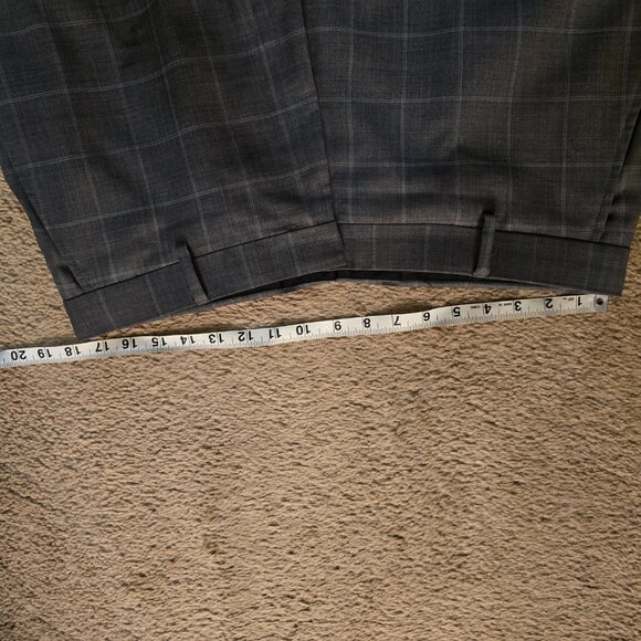 Joseph A. Bank 43R gray 100% wool suit and pants - Picture 11 of 12
